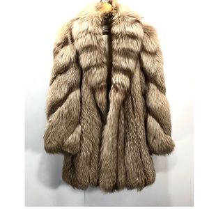 COPY - John Pappas Furs Sayville New York sz L